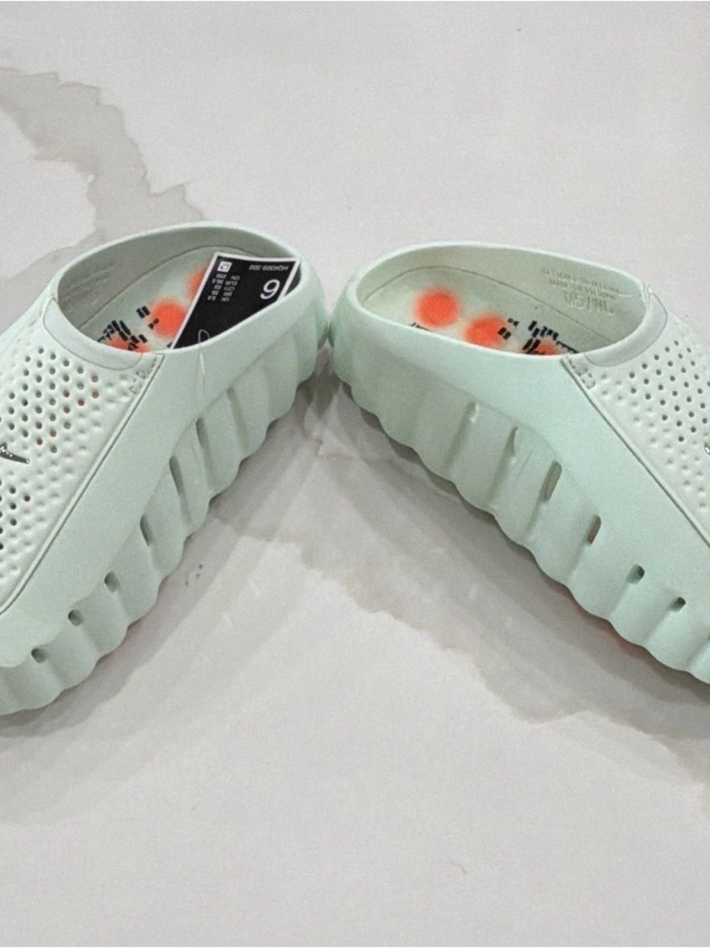Nike Mind Slides Mint Green - Picture 2 of 4